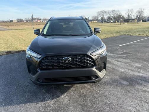 2025 Toyota Corolla Cross LE