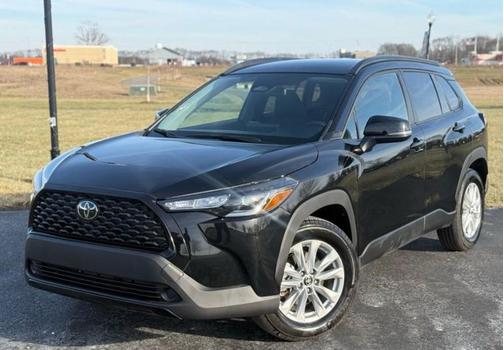 2025 Toyota Corolla Cross LE