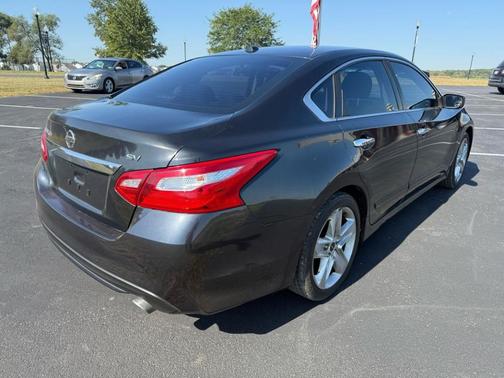 2016 Nissan Altima 2.5 SV