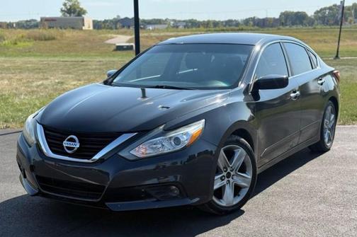 2016 Nissan Altima 2.5 SV