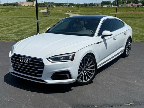 Glacier White Metallic 2018 Audi A5 2.0T Premium