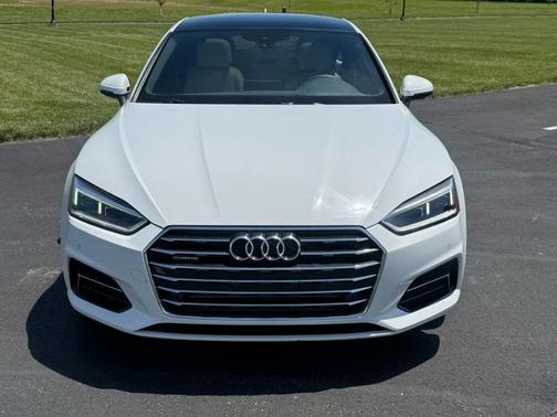 Glacier White Metallic 2018 Audi A5 2.0T Premium
