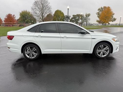 2019 Volkswagen Jetta 1.4T R-Line