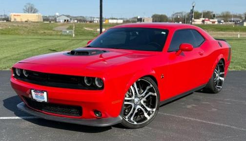 2016 Dodge Challenger 392 Hemi Scat Pack Shaker