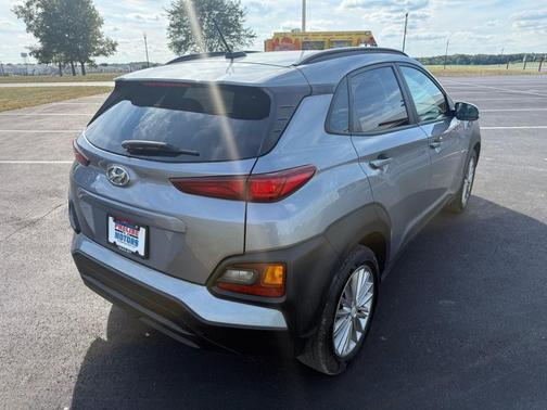 2020 Hyundai KONA SEL