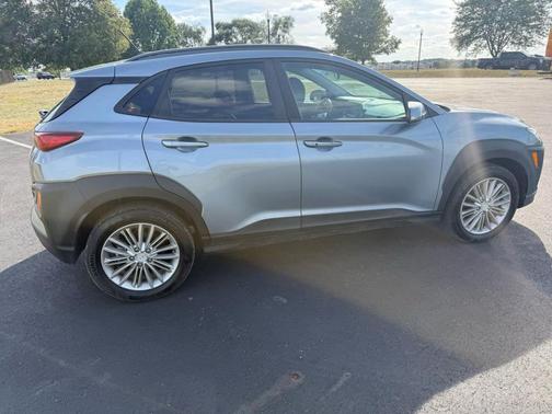 2020 Hyundai KONA SEL