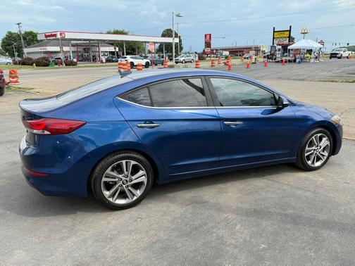 2017 Hyundai ELANTRA Limited