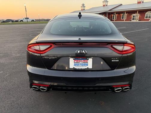 2019 Kia Stinger GT2