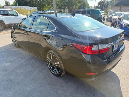 2018 Lexus ES 350 Base