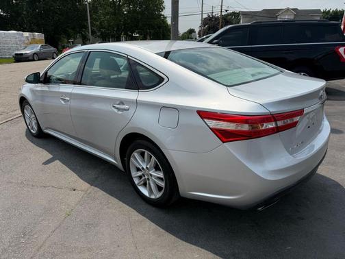 2014 Toyota Avalon XLE