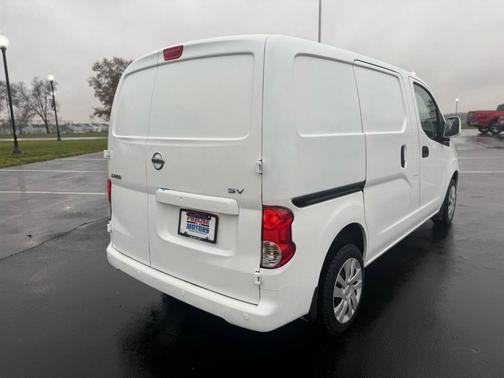 2021 Nissan NV200 SV