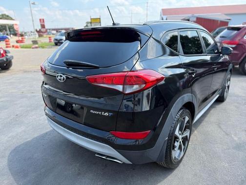 2017 Hyundai TUCSON Sport