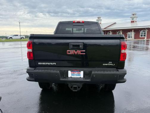 Black 2015 GMC Sierra 2500 Denali