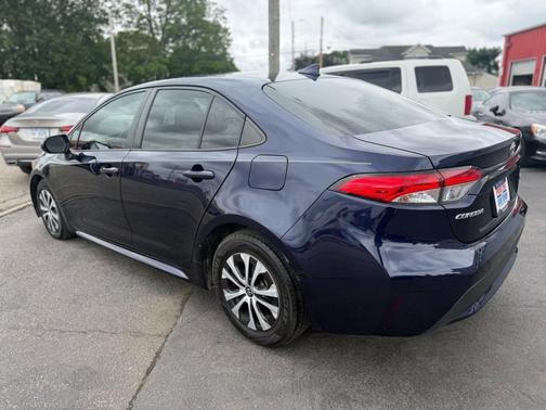 2022 Toyota Corolla Hybrid LE
