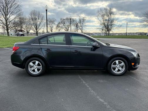 Gray 2012 Chevrolet Cruze 1FL