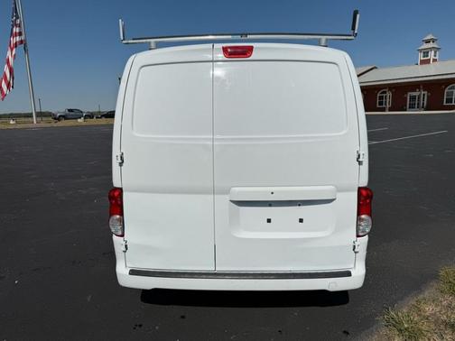 2020 Nissan NV200 SV