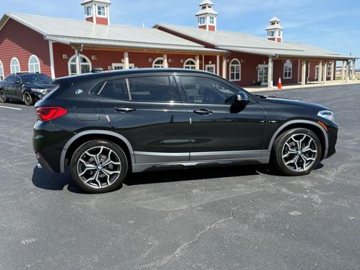 Black 2018 BMW X2 xDrive28i
