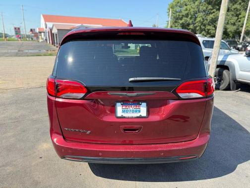 2019 Chrysler Pacifica Touring Plus