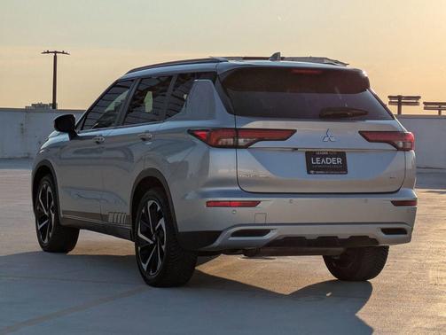 2022 Mitsubishi Outlander SE Launch Edition S-AWC