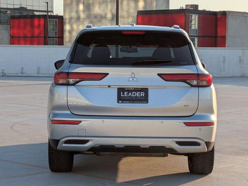 2022 Mitsubishi Outlander SE Launch Edition S-AWC