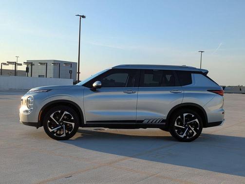 2022 Mitsubishi Outlander SE Launch Edition S-AWC