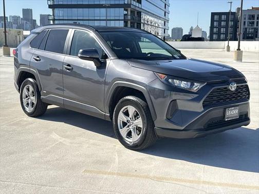 2022 Toyota RAV4 Hybrid LE