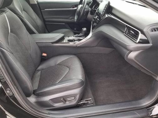 2021 Toyota Camry XSE for sale in Chicago, IL - image 24