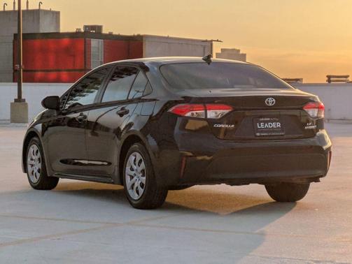2023 Toyota Corolla Hybrid SE