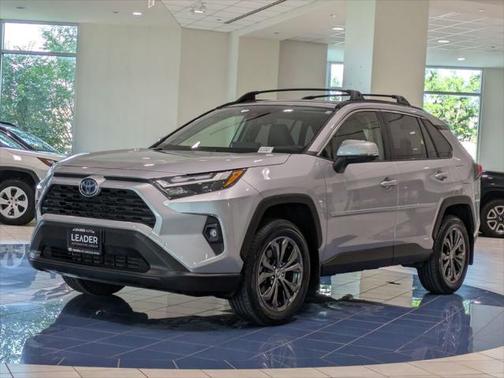 2022 Toyota RAV4 Hybrid XLE Premium