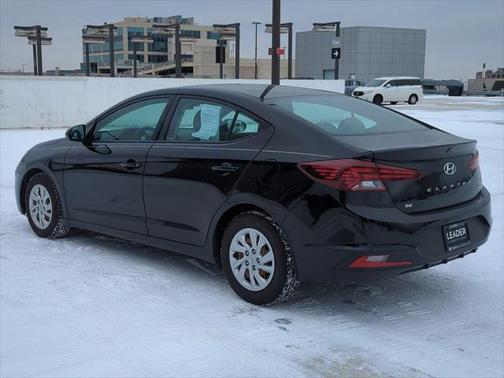 2020 Hyundai ELANTRA SE