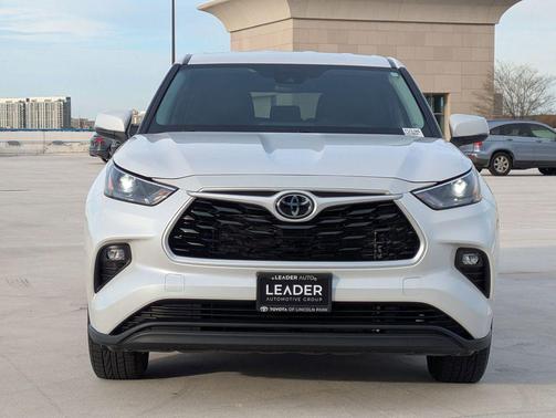 2023 Toyota Highlander LE