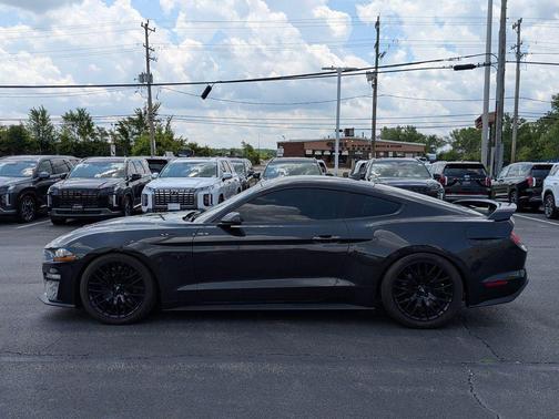 2022 Ford Mustang GT Premium