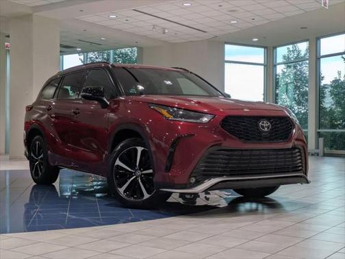 2022 Toyota Highlander XSE