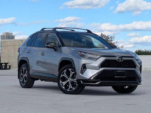 2025 Toyota RAV4 Hybrid SE