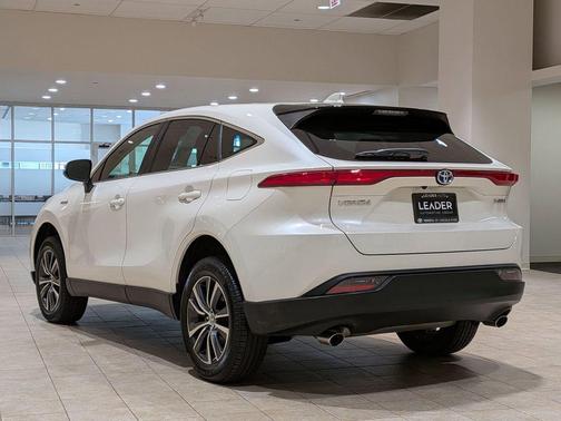 2021 Toyota Venza LE