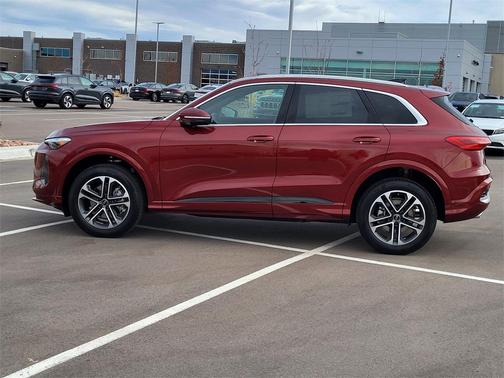 2025 Audi Q5 Premium Plus TFSI quattro S tronic