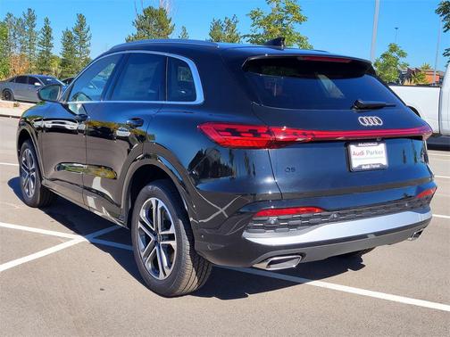 2025 Audi Q5 Premium Plus TFSI quattro S tronic