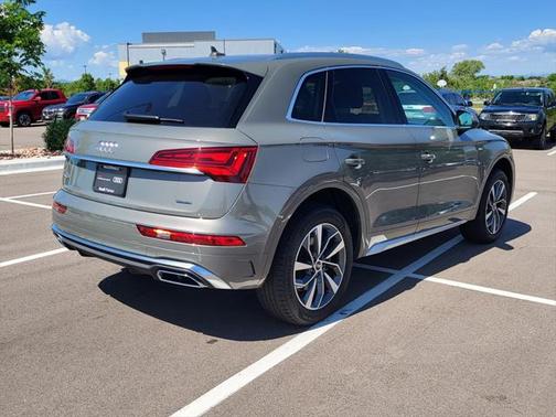 2024 Audi Q5 45 S line Premium Plus