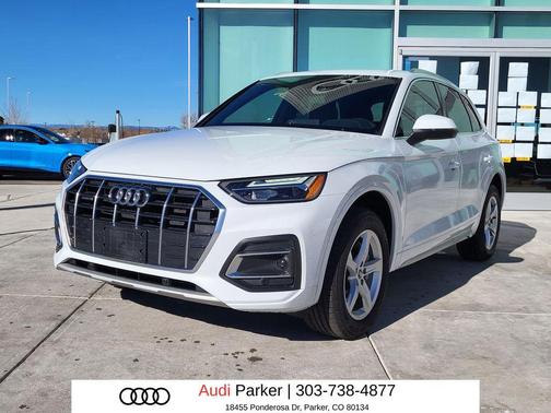 Glacier White Metallic 2022 Audi Q5 40 Premium