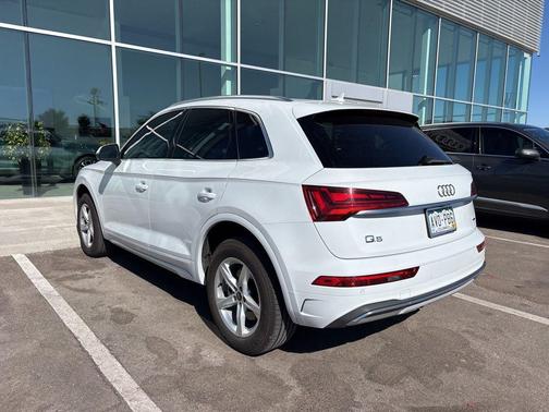 2022 Audi Q5 40 Premium