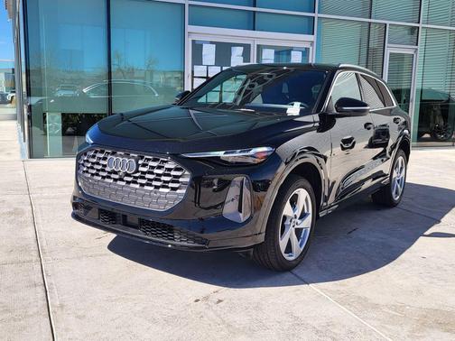 2025 Audi Q5 Premium Plus TFSI quattro S tronic