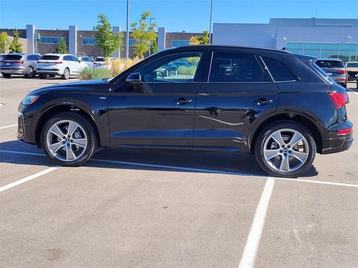 2025 Audi Q5 45 S line Premium