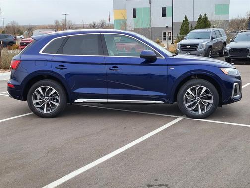 2023 Audi Q5 45 S line Premium