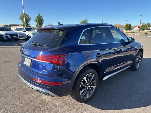 2023 Audi Q5 45 S line Premium