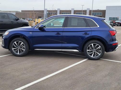 2023 Audi Q5 45 S line Premium