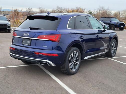 2023 Audi Q5 45 S line Premium