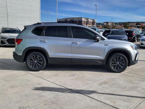 2022 Volkswagen Taos 1.5T S