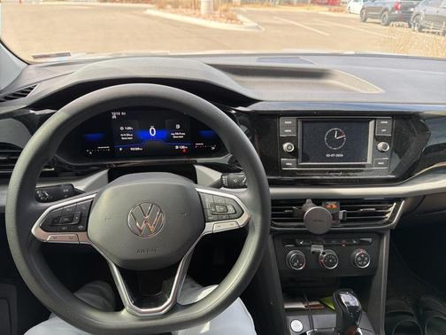 2022 Volkswagen Taos 1.5T S