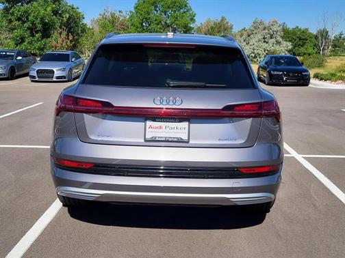 2023 Audi e-tron Premium Plus quattro
