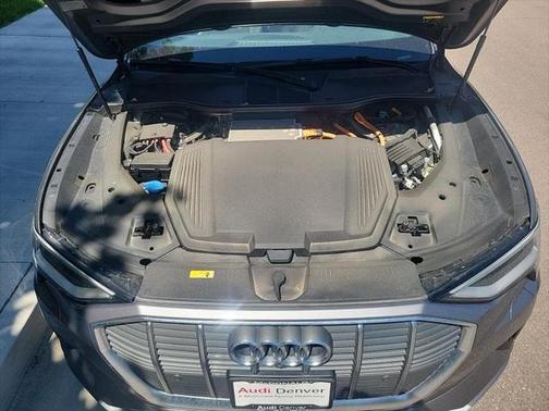 2023 Audi e-tron Premium Plus quattro